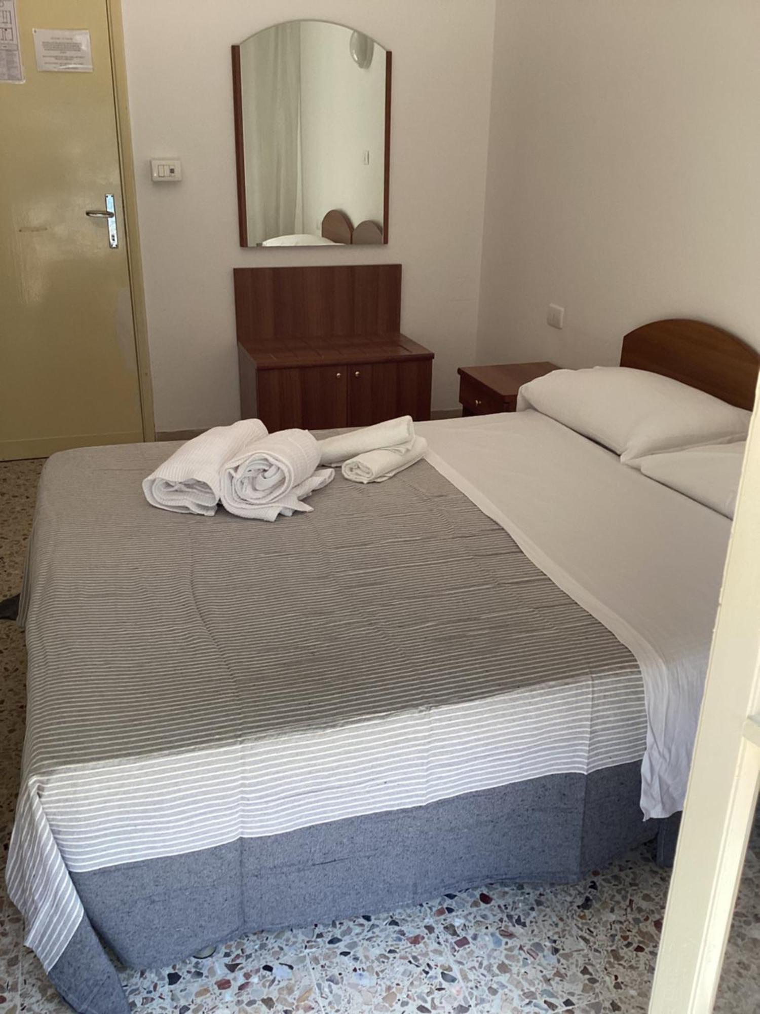 Hotel Villa Alexandra Bellaria – Igea Marina Kültér fotó