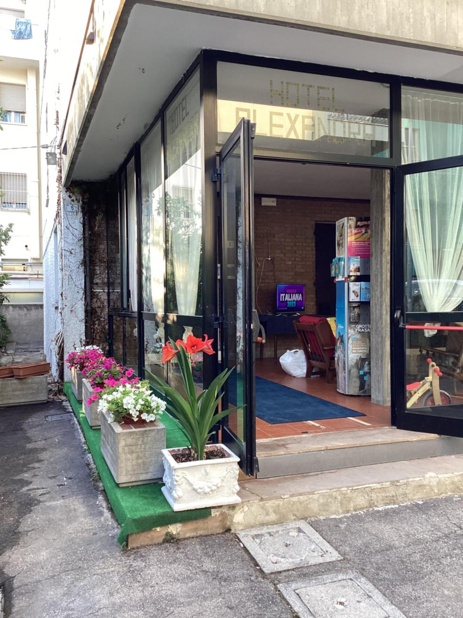 Hotel Villa Alexandra Bellaria – Igea Marina Kültér fotó
